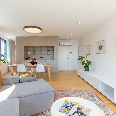 Apartment Sk President Neighbor Vysoka Bratislava