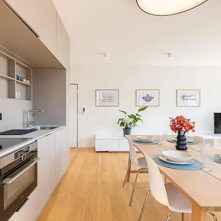 Sk President Neighbor Vysoka * 브라티슬라바